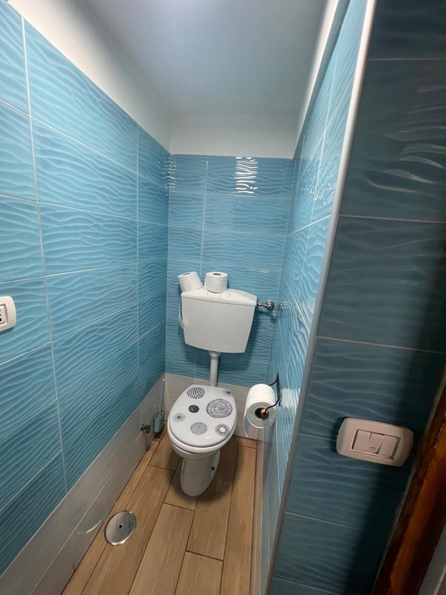 나폴리 Casa Basile 15 B&B 외부 사진